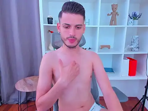 andboyfor6 - Andboyfor6's free webcam - UK Sex Cams