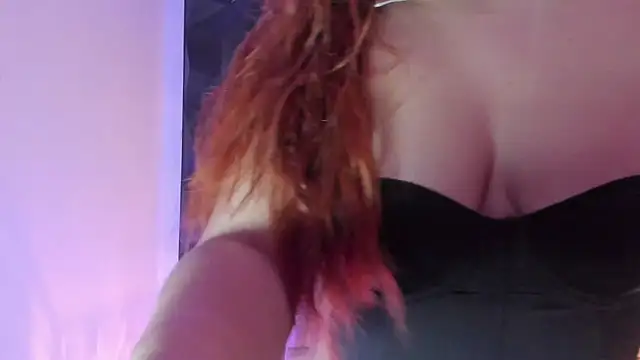 megan_whitee__ - Megan_whitee__'s free webcam - UK Sex Cams