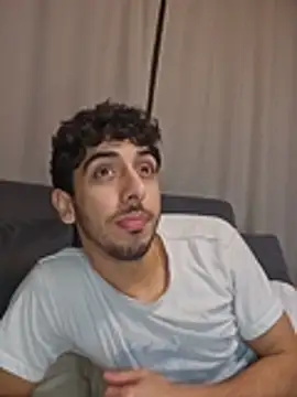 LeoyNicky98 webcam