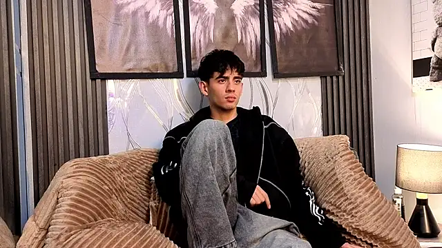 demian_hot99's live room