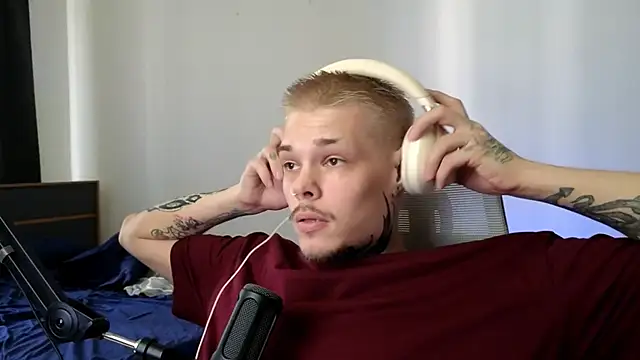 DENIS_HERE