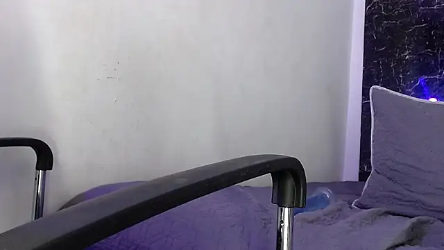 Adrian_Wolf webcam
