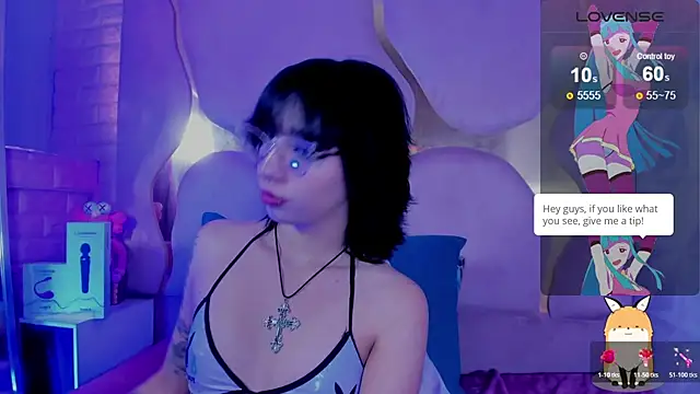 NaniiSisy webcam