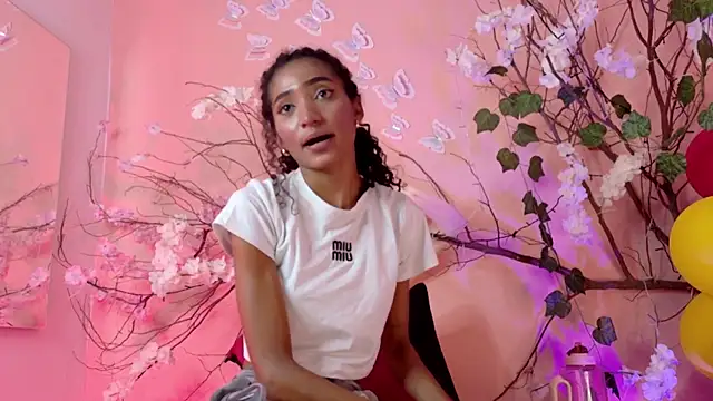 Charlotte_Love10 webcam