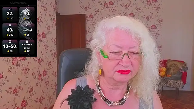 Maya_Mayflower webcam