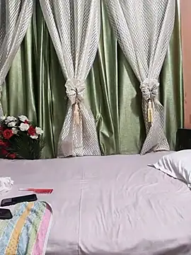 Shalu_G live cam on StripChat