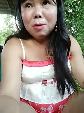 lusy-00 live cam on StripChat