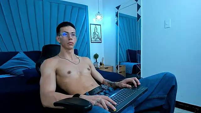 OliverThompsonJS webcam