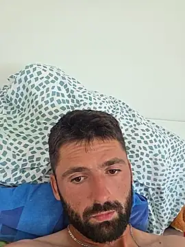 StraightSerb webcam