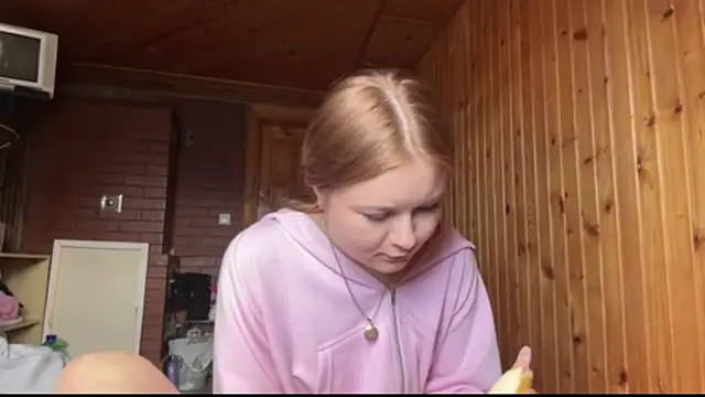 NikaLicka live cam on StripChat