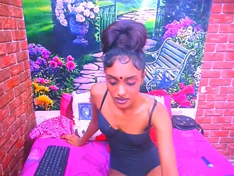 IndianPretty14u2Luv webcam