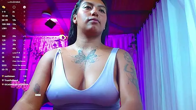 andre_cute98 live cam on StripChat