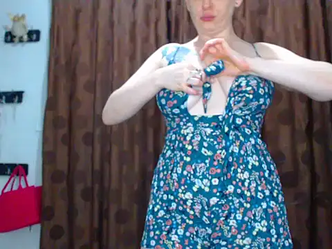 Redhead_incandy webcam