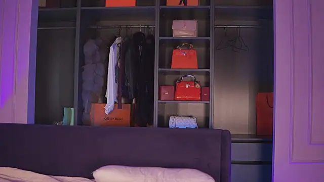 Monique_Celeste webcam