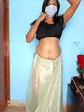 deepa_kannadatelugu (F milf) - Pusssy oil massage