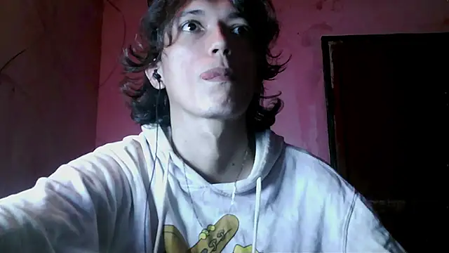 cherryuwu live cam on StripChat