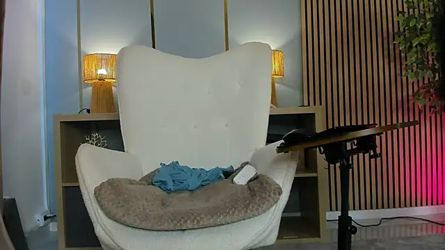 Velvet_Spell webcam