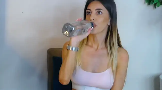 IvyLustt webcam