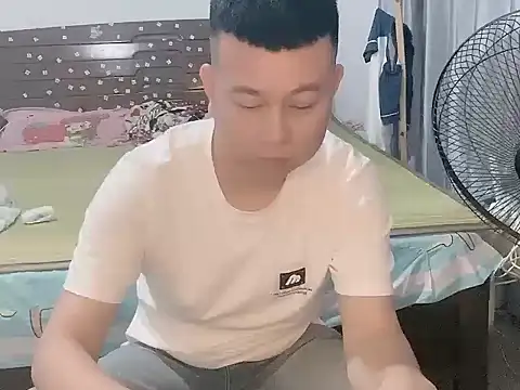 zzj_4718 (Ask my age) - 麻绳专挑细处断，命运捉弄苦命人，坚强面对吧！！！