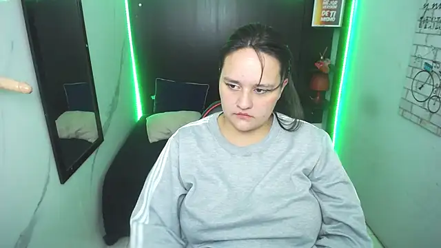 emili_rey webcam