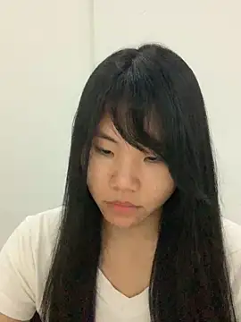 Nina_588 webcam