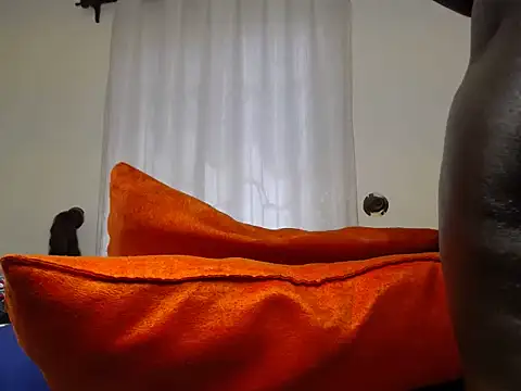 KinkQueenLove webcam
