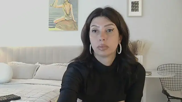 WhiteQueen888 webcam
