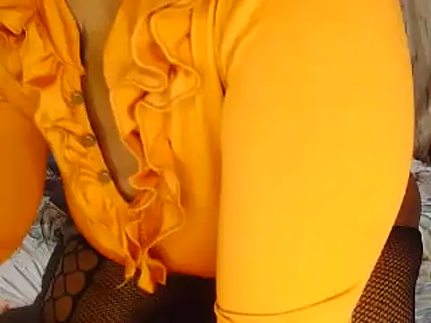 RealQueenOfSouth webcam