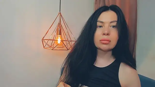 BrilliantGirll webcam