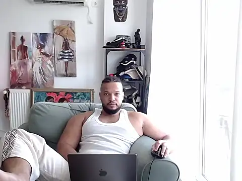 1LordKingsley webcam