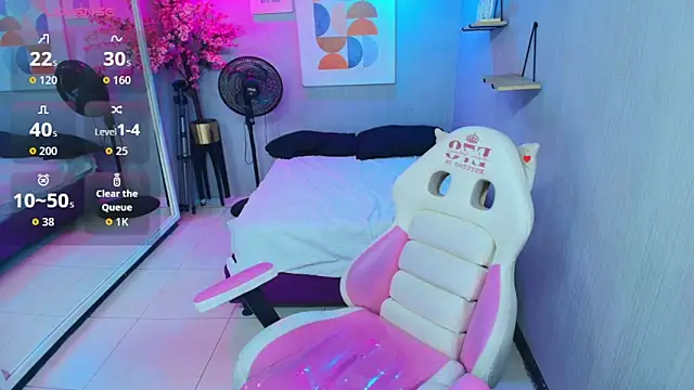 Maggy_t18 webcam