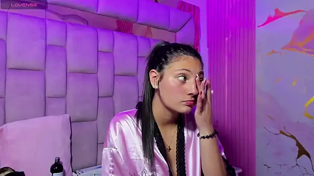 _Luna_Bennett webcam