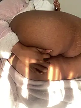 BoobWorldhere webcam