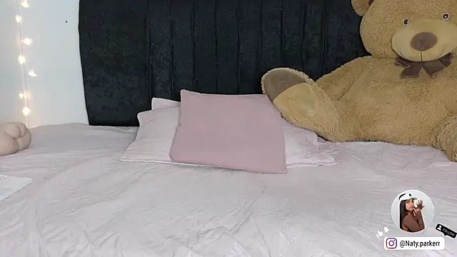 Natashaparker__ webcam