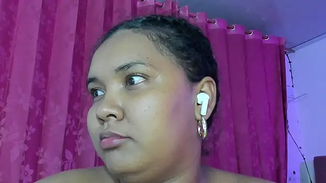 Evelyn_A webcam