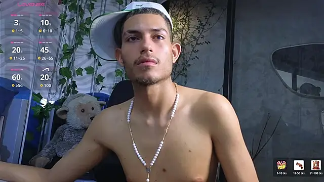 ItsZairen webcam