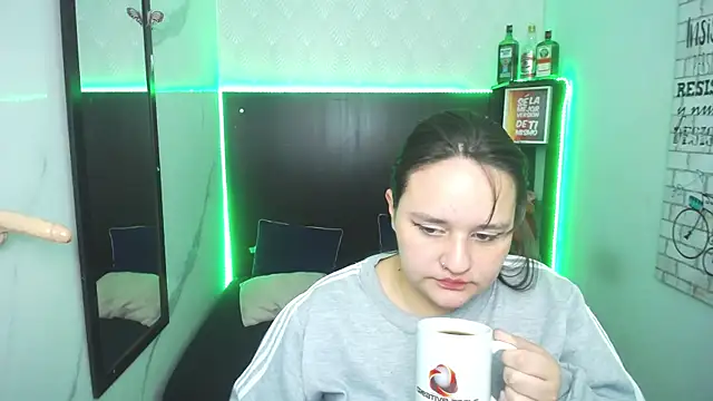 emili_rey webcam