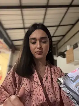 Enearishi - Trans webcam sex chat