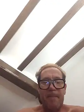 Davidhugedick webcam