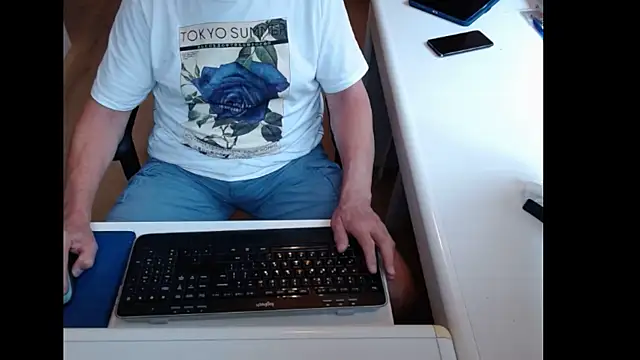 dutchpornking - Dutchpornking's free webcam - UK Sex Cams