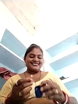 Cut_pihu56