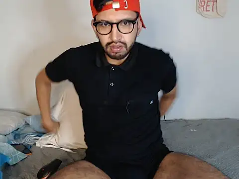 thomass1018 webcam