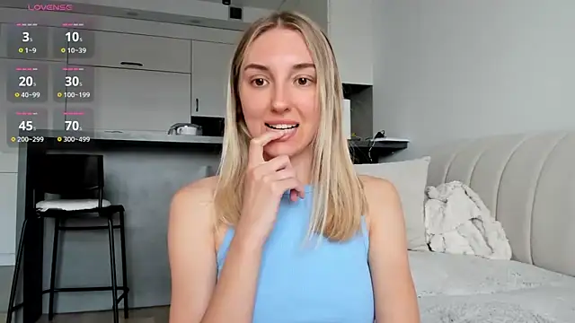 Sunny_Rina_ webcam