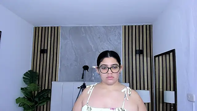 Carlotta_de_velour webcam