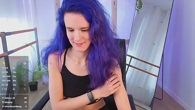 AuraLaunni webcam