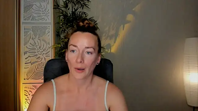RebeccaMartinez webcam