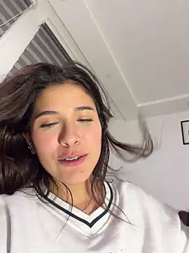 crystal_bunny7 (F young) - make me have a great squirt