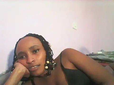 Badgalheloves webcam