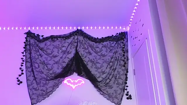 lilithmadden - LilithMadden's free webcam - UK Sex Cams
