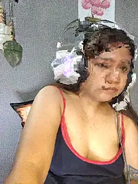 ambersmile live cam on StripChat